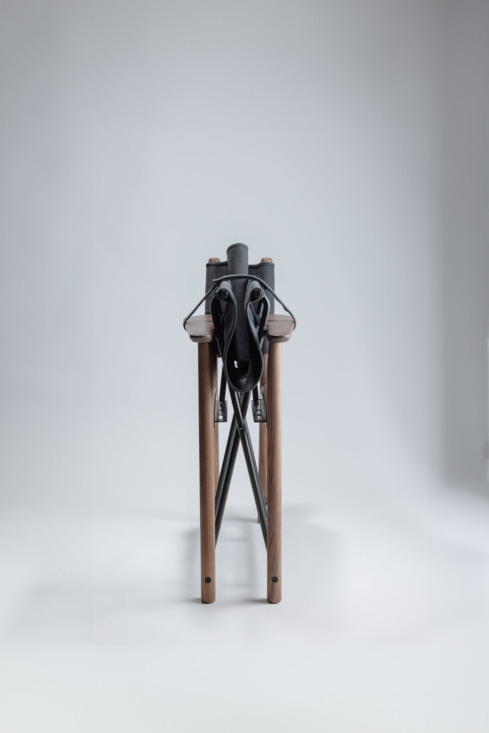 Natural Walnut X Black Fabric (Taiwan Limited Edition) 本色胡桃 x 黑色布料 (台灣限定)