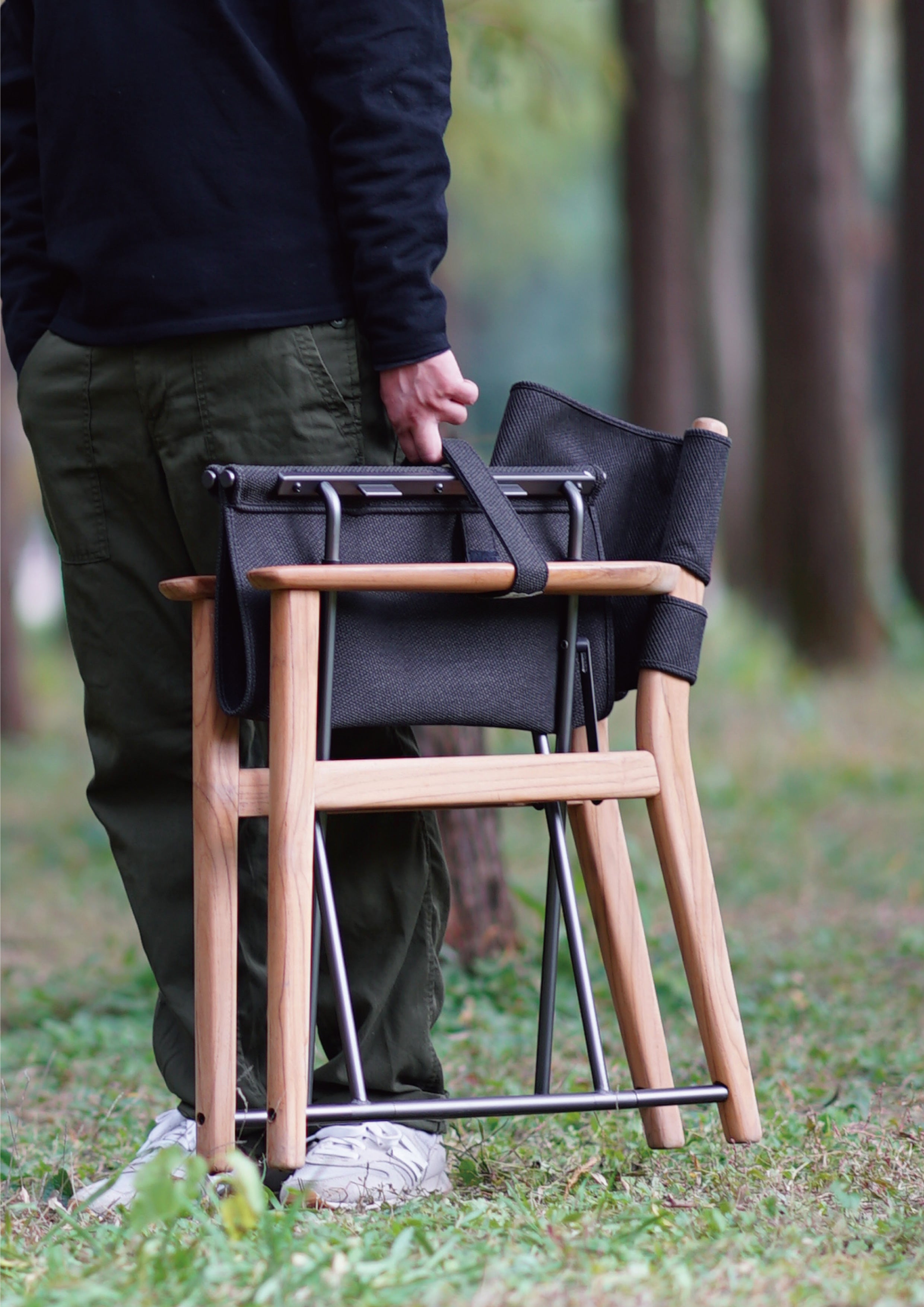 Natural Teak X Black Fabric (Outdoor Edition) 本色柚木 x 黑色布料 (戶外限定)