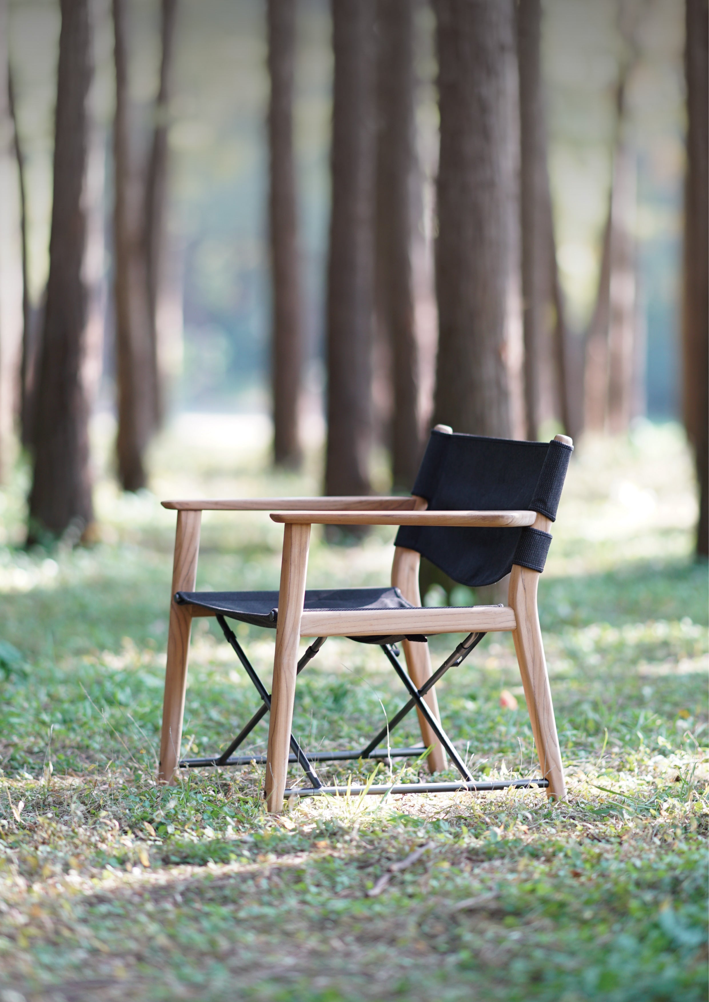 Natural Teak X Black Fabric (Outdoor Edition) 本色柚木 x 黑色布料 (戶外限定)